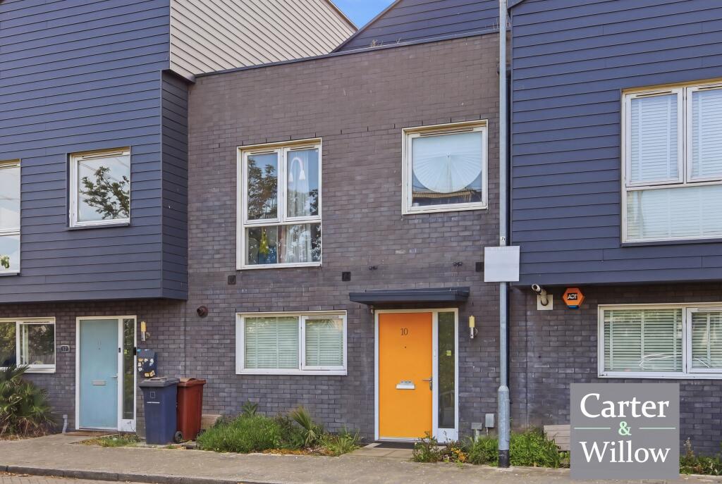 3 bed Mid Terraced House for rent in Barking. From Carter & Willow - Dagenham