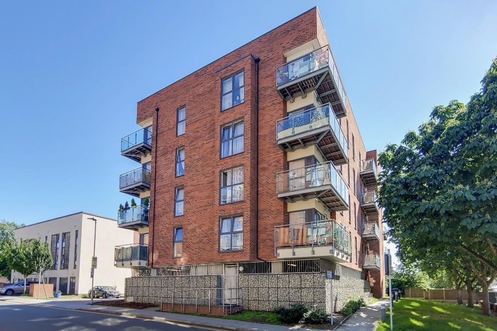 2 bed End of Terrace for rent in Dagenham. From Carter & Willow - Dagenham