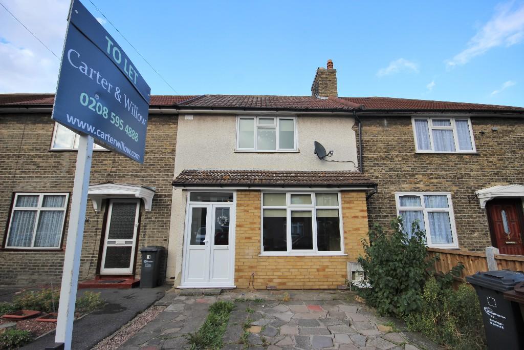 3 bed Mid Terraced House for rent in Dagenham. From Carter & Willow - Dagenham