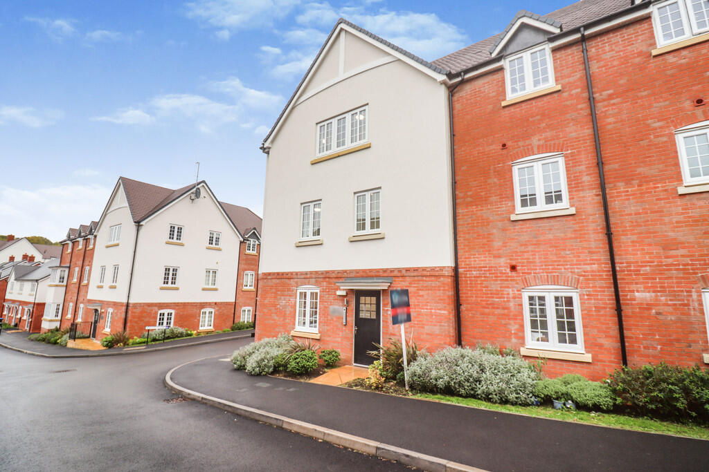 2 bed House (unspecified) for rent in Rugby. From Carter and King Estate Agents - Rugby