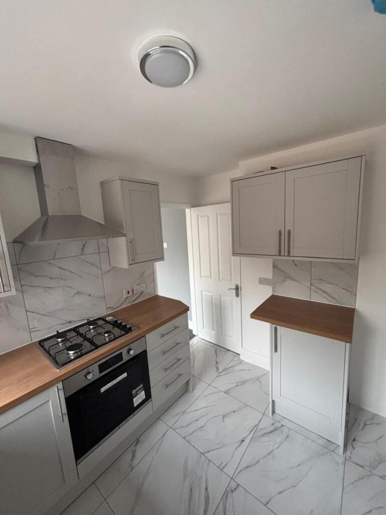 3 bed Mid Terraced House for rent in Datchet. From Castle Residential - Hanwell 3 bed Mid Terraced House for rent in Datchet. From Castle Residential - Hanwell