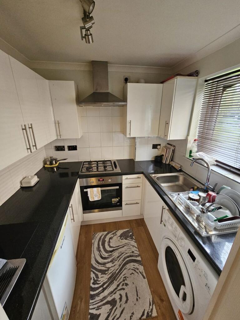 1 bed 1st Floor Flat for rent in Greenford. From Castle Residential - Hanwell 1 bed 1st Floor Flat for rent in Greenford. From Castle Residential - Hanwell