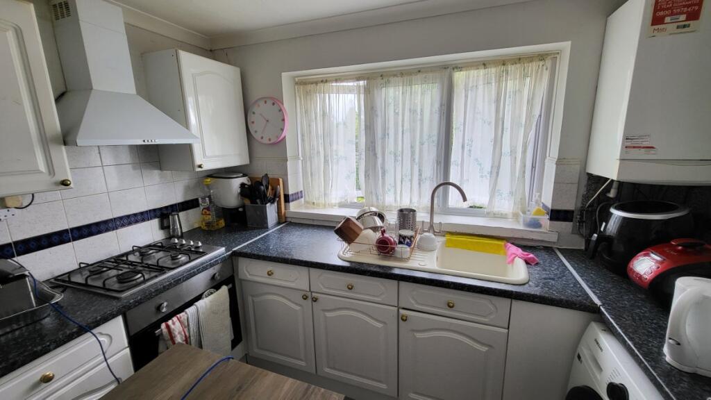 2 bed Annexe for rent in Hayes. From Castle Residential - Hanwell