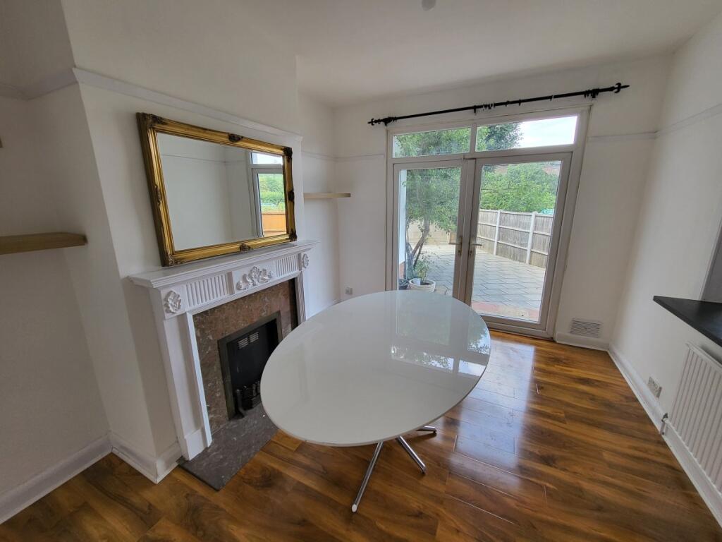 3 bed Not Specified for rent in Southall. From Castle Residential - Hanwell 3 bed Not Specified for rent in Southall. From Castle Residential - Hanwell