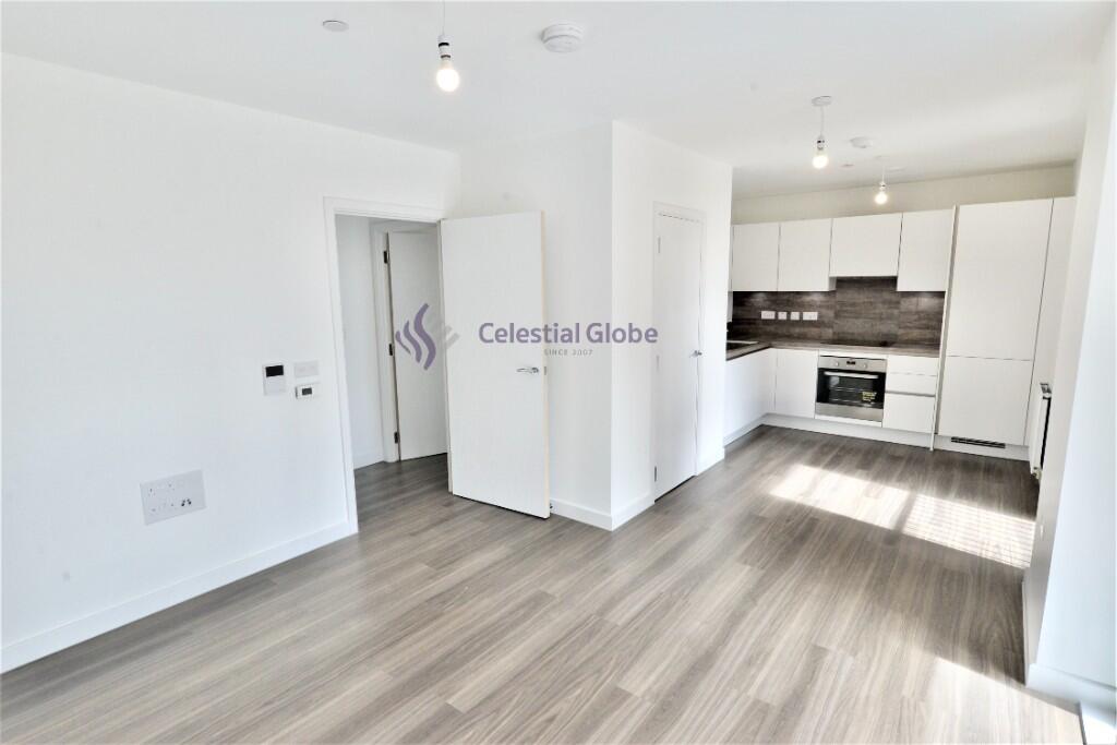 1 bed 1st Floor Flat for rent in East Ham. From Celestial Globe - London - Lettings