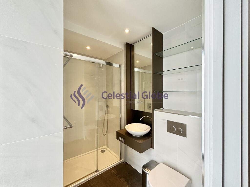 2 bed 1st Floor Flat for rent in London. From Celestial Globe - London - Lettings