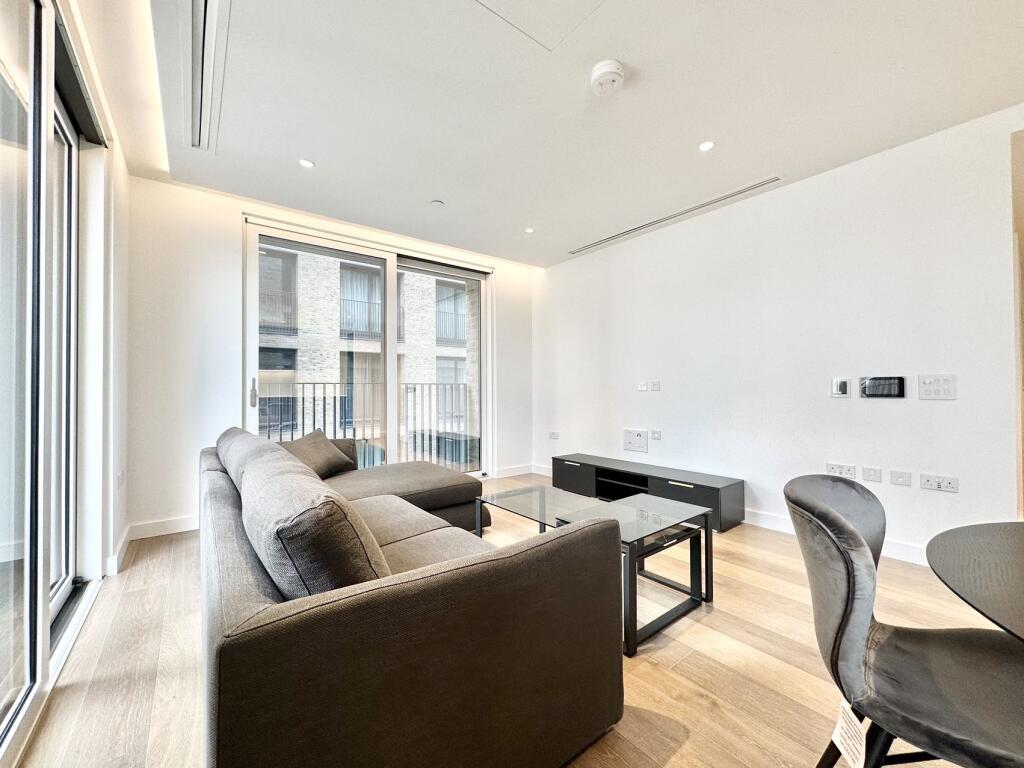 1 bed 1st Floor Flat for rent in Islington. From Celestial Globe - London - Lettings 1 bed 1st Floor Flat for rent in Islington. From Celestial Globe - London - Lettings