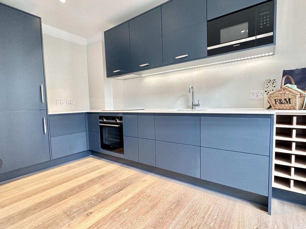 1 bed 1st Floor Flat for rent in Islington. From Celestial Globe - London - Lettings 1 bed 1st Floor Flat for rent in Islington. From Celestial Globe - London - Lettings