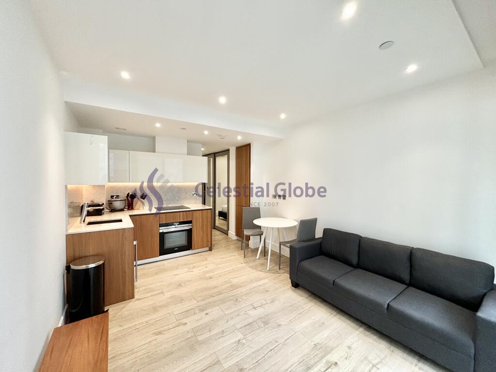 3 bed Studio for rent in Stepney. From Celestial Globe - London - Lettings 3 bed Studio for rent in Stepney. From Celestial Globe - London - Lettings