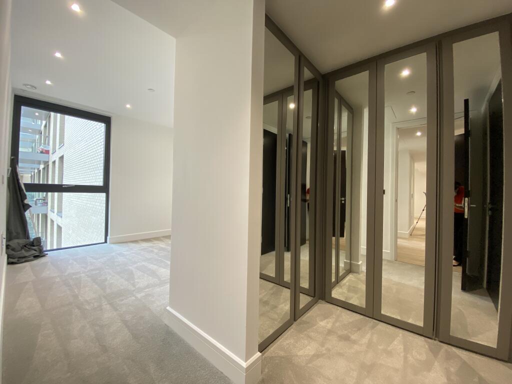 2 bed 1st Floor Flat for rent in London. From Celestial Globe - London - Lettings