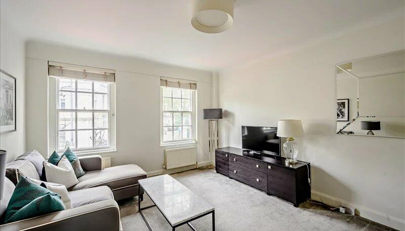 2 bed Apartment for rent in London. From Century 21 - Dolce Vita