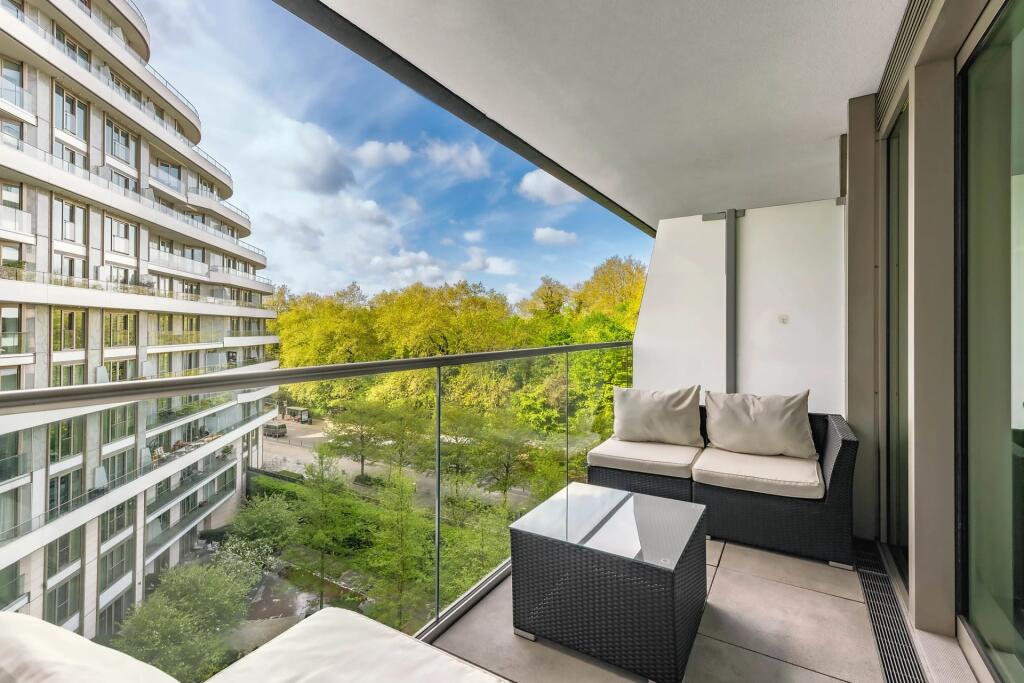 3 bed Apartment for rent in London. From Dolce Vita - Mayfair