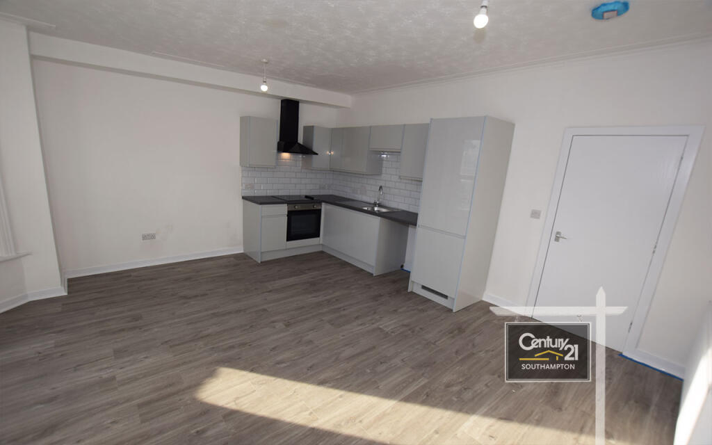 2 bed 1st Floor Flat for rent in Southampton. From Century21 Southampton - Southampton