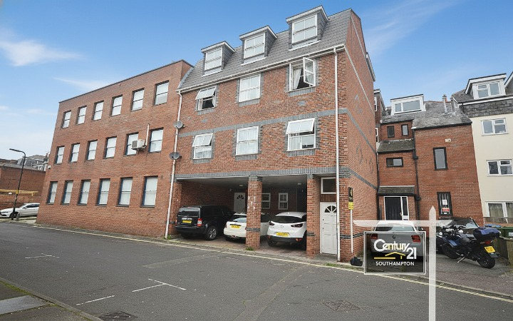 2 bed 1st Floor Flat for rent in Southampton. From Century21 Southampton - Southampton