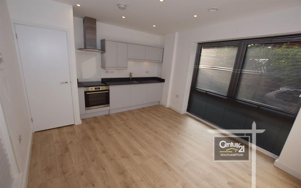 1 bed 1st Floor Flat for rent in Southampton. From Century21 Southampton - Southampton 1 bed 1st Floor Flat for rent in Southampton. From Century21 Southampton - Southampton