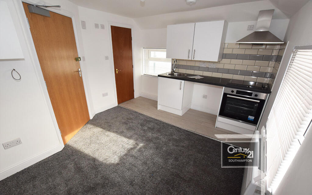 0 bed Studio for rent in Totton. From Century21 Southampton - Southampton