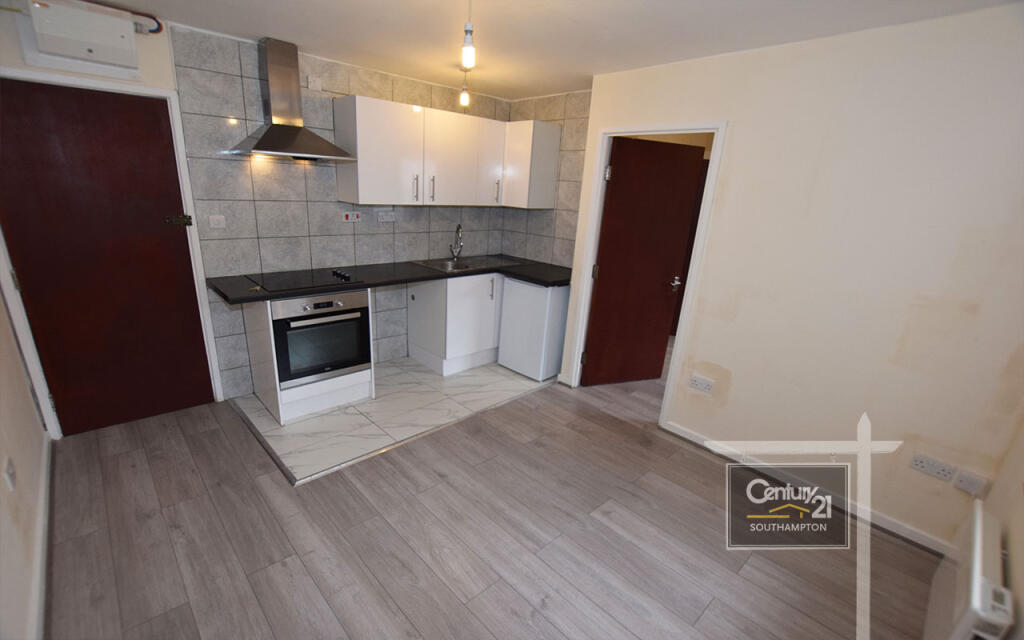 1 bed 1st Floor Flat for rent in Southampton. From Century21 Southampton - Southampton