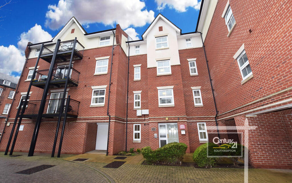 2 bed 1st Floor Flat for rent in Southampton. From Century21 Southampton - Southampton