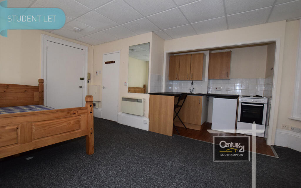 4 bed Studio for rent in Southampton. From Century21 Southampton - Southampton