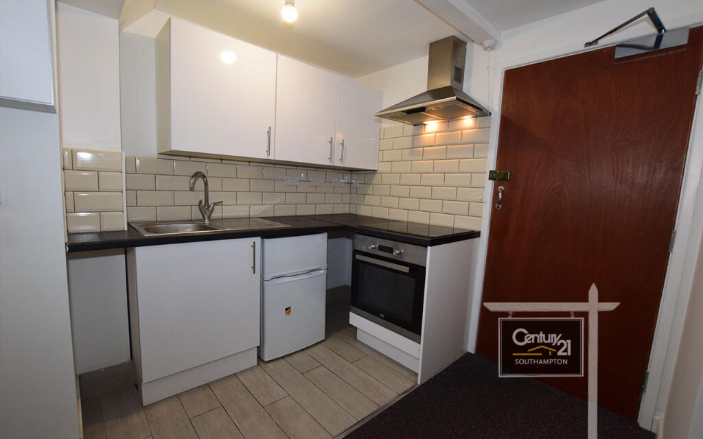 1 bed 1st Floor Flat for rent in Southampton. From Century21 Southampton - Southampton 1 bed 1st Floor Flat for rent in Southampton. From Century21 Southampton - Southampton