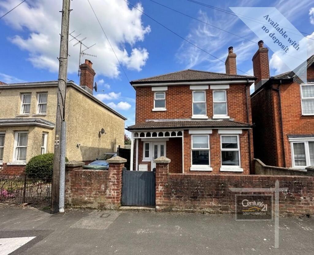 3 bed Detached for rent in Rownhams. From Century21 Southampton - Southampton 3 bed Detached for rent in Rownhams. From Century21 Southampton - Southampton