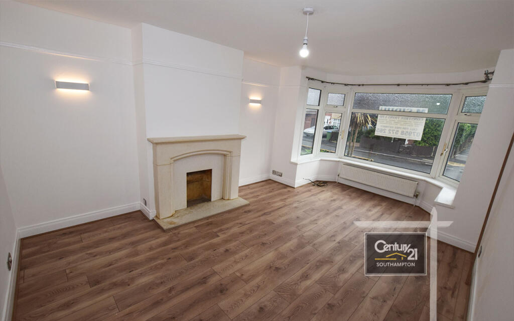 3 bed Semi Detached for rent in Rownhams. From Century21 Southampton - Southampton