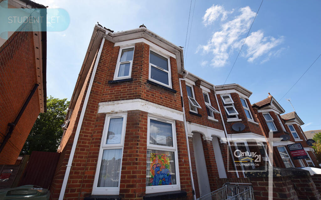 4 bed Semi Detached for rent in Southampton. From Century21 Southampton - Southampton