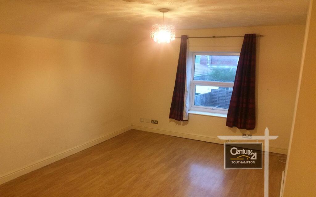 4 bed Studio for rent in Southampton. From Century21 Southampton - Southampton 4 bed Studio for rent in Southampton. From Century21 Southampton - Southampton