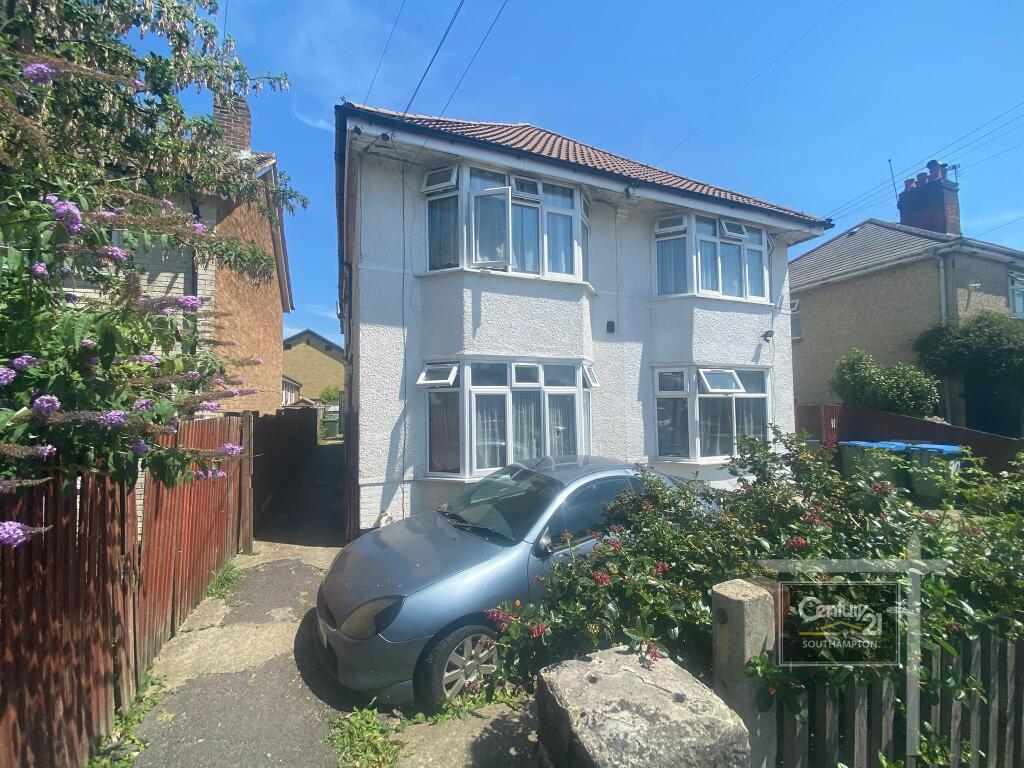 4 bed 1st Floor Flat for rent in Rownhams. From Century21 Southampton - Southampton 4 bed 1st Floor Flat for rent in Rownhams. From Century21 Southampton - Southampton