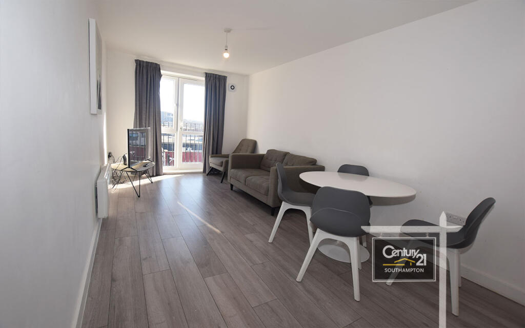 2 bed 1st Floor Flat for rent in Southampton. From Century21 Southampton - Southampton