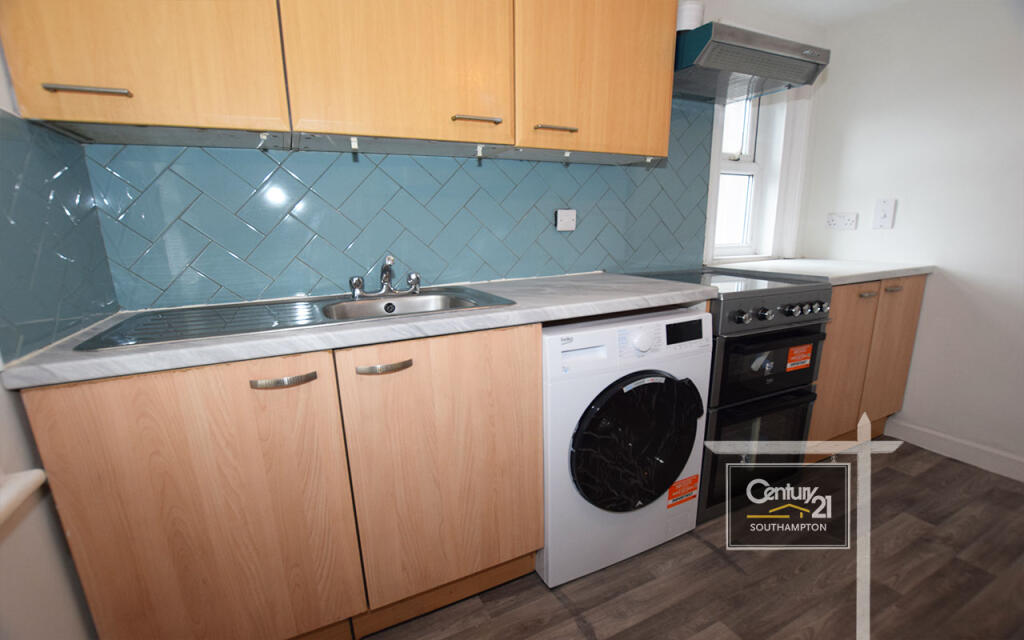 2 bed Annexe for rent in Southampton. From Century21 Southampton - Southampton