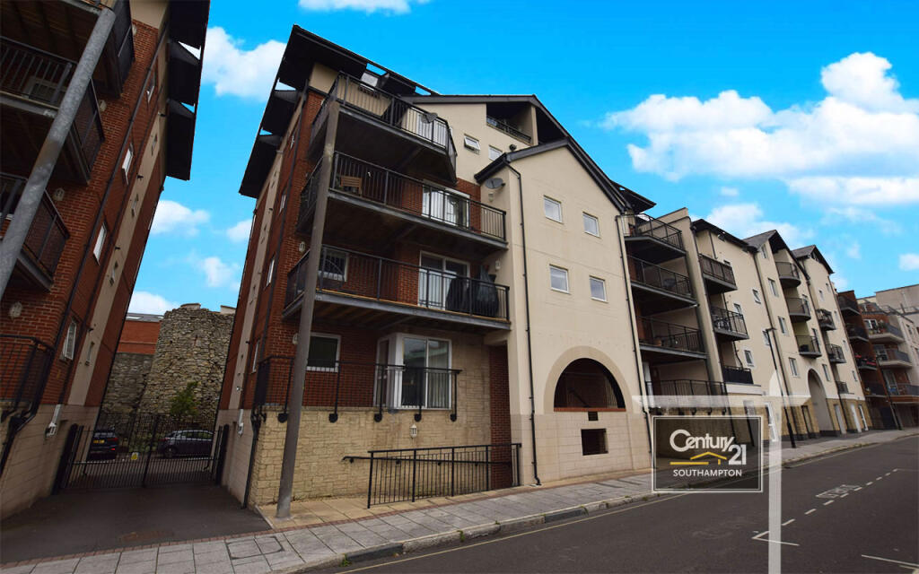 2 bed 1st Floor Flat for rent in Southampton. From Century21 Southampton - Southampton