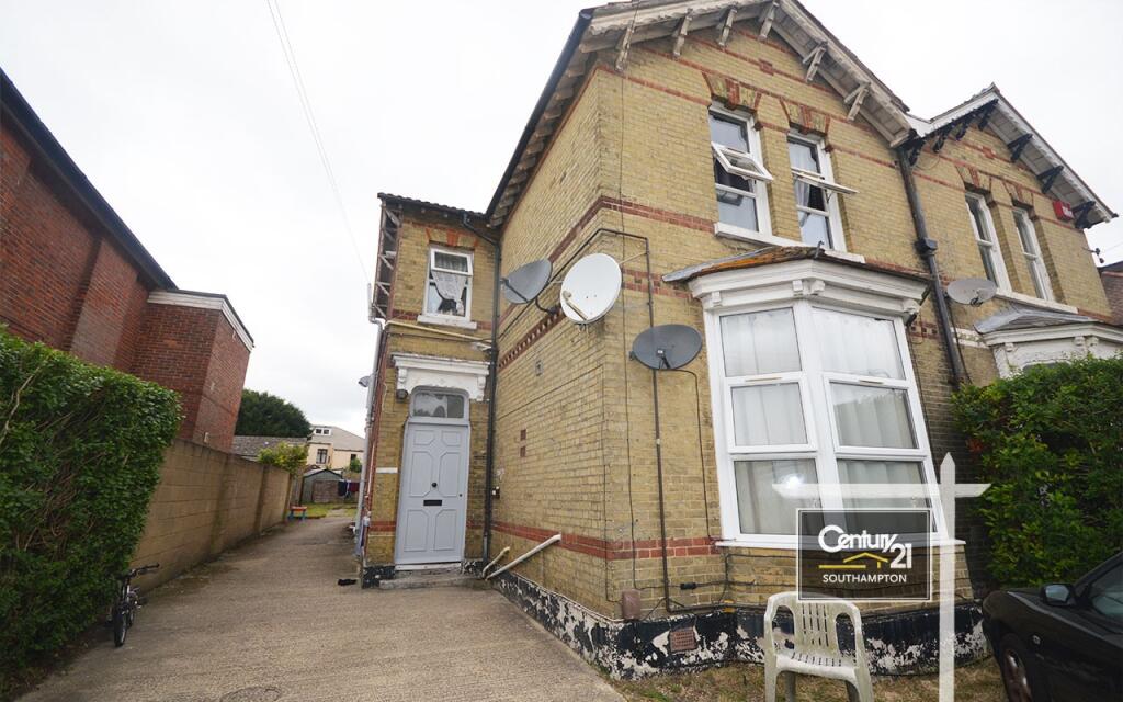 4 bed Studio for rent in Southampton. From Century21 Southampton - Southampton