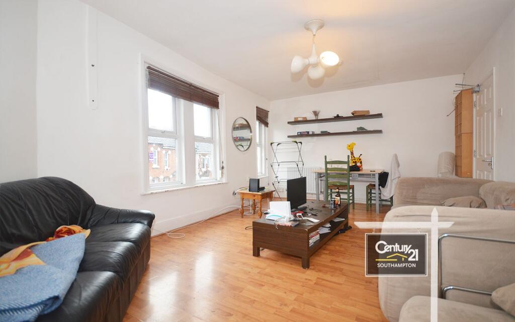 5 bed 1st Floor Flat for rent in Southampton. From Century21 Southampton - Southampton