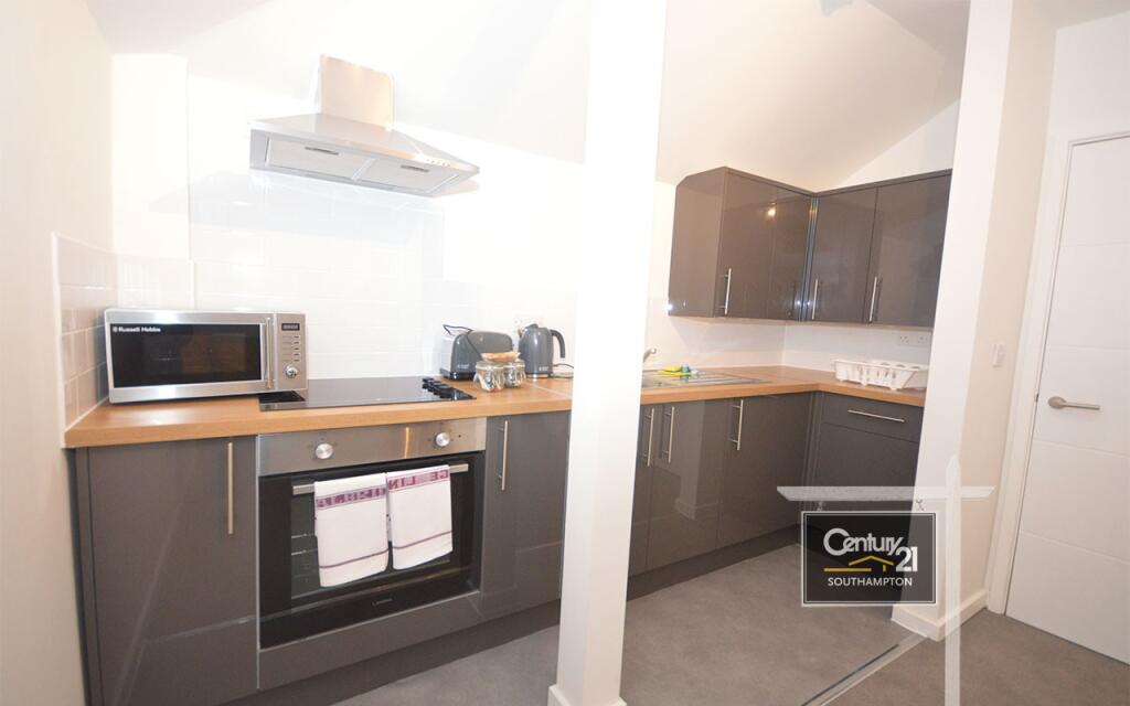1 bed 1st Floor Flat for rent in Southampton. From Century21 Southampton - Southampton 1 bed 1st Floor Flat for rent in Southampton. From Century21 Southampton - Southampton