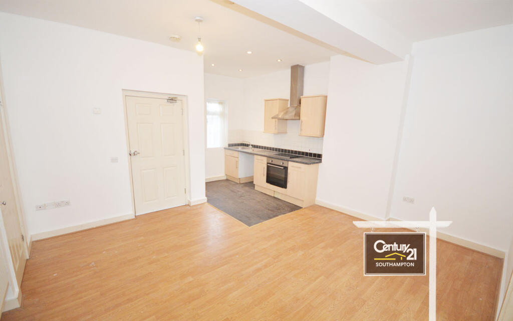 2 bed 1st Floor Flat for rent in Southampton. From Century21 Southampton - Southampton