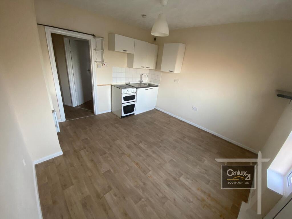 0 bed Studio for rent in Southampton. From Century21 Southampton - Southampton