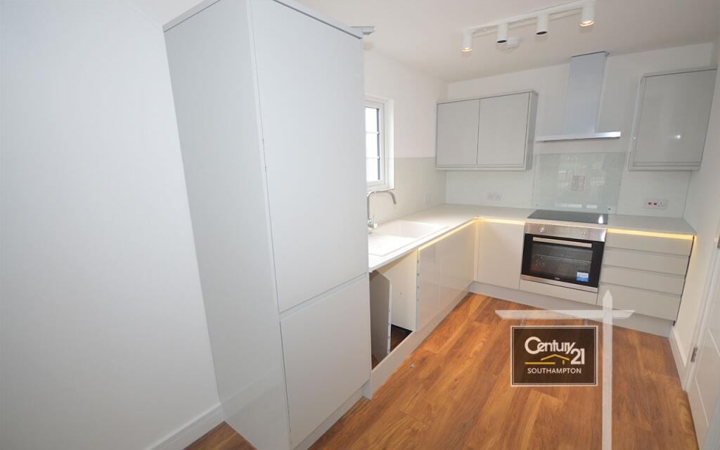 1 bed 1st Floor Flat for rent in Southampton. From Century21 Southampton - Southampton 1 bed 1st Floor Flat for rent in Southampton. From Century21 Southampton - Southampton