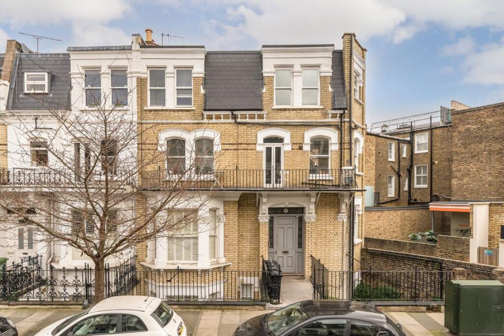 2 bed 1st Floor Flat for rent in London. From Chard - Fulham