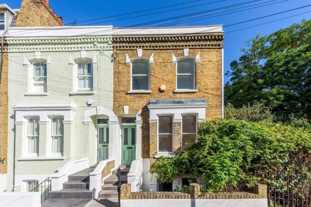 3 bed End of Terrace for rent in Fulham. From Chard - Fulham