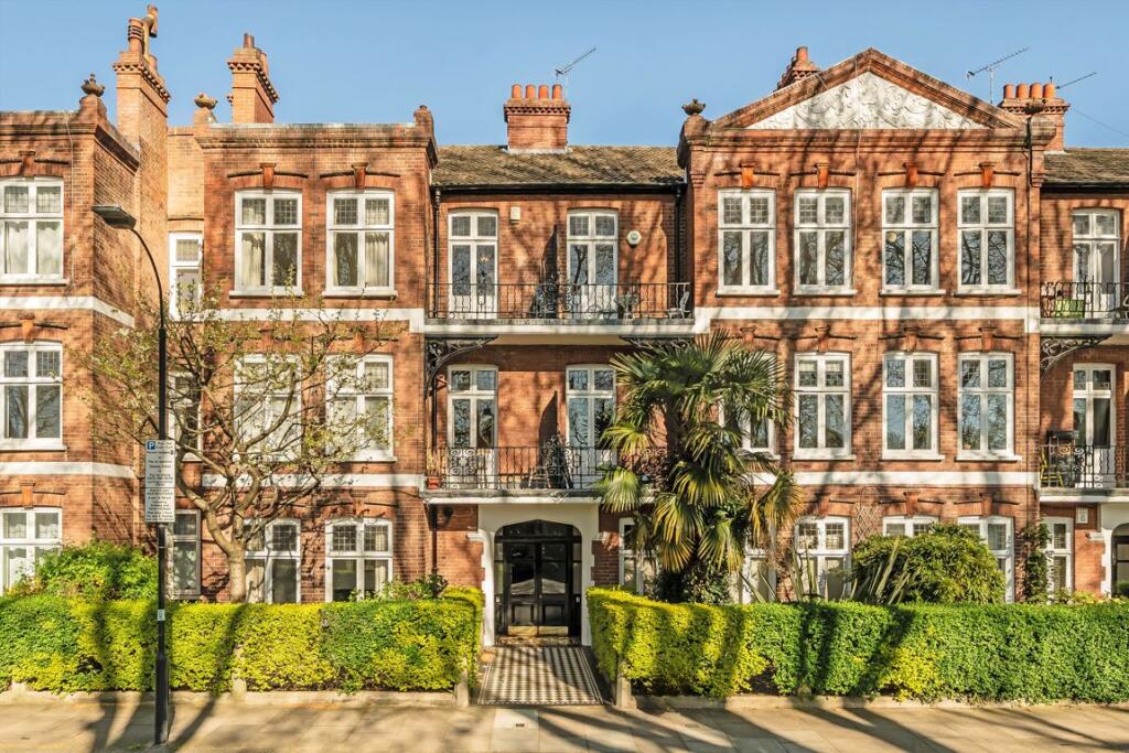 3 bed 1st Floor Flat for rent in Fulham. From Chard - Fulham