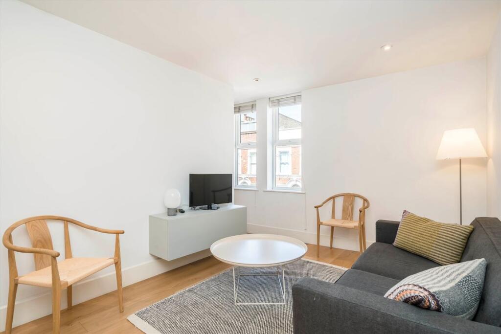 1 bed 1st Floor Flat for rent in Fulham. From Chard - Fulham