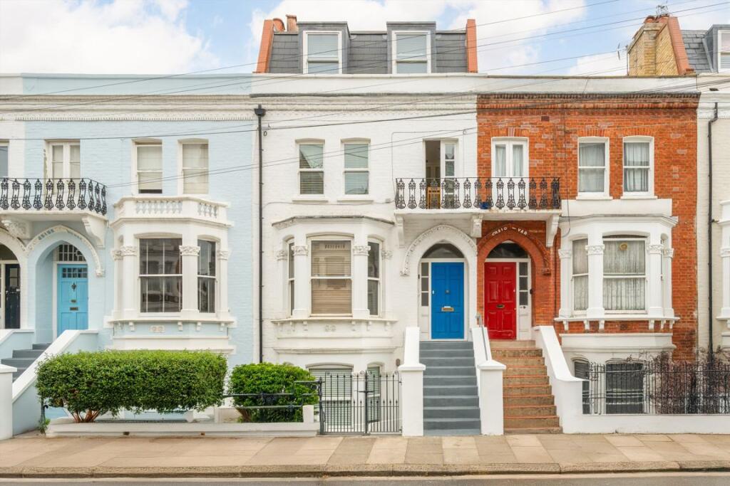 1 bed 1st Floor Flat for rent in Fulham. From Chard - Fulham