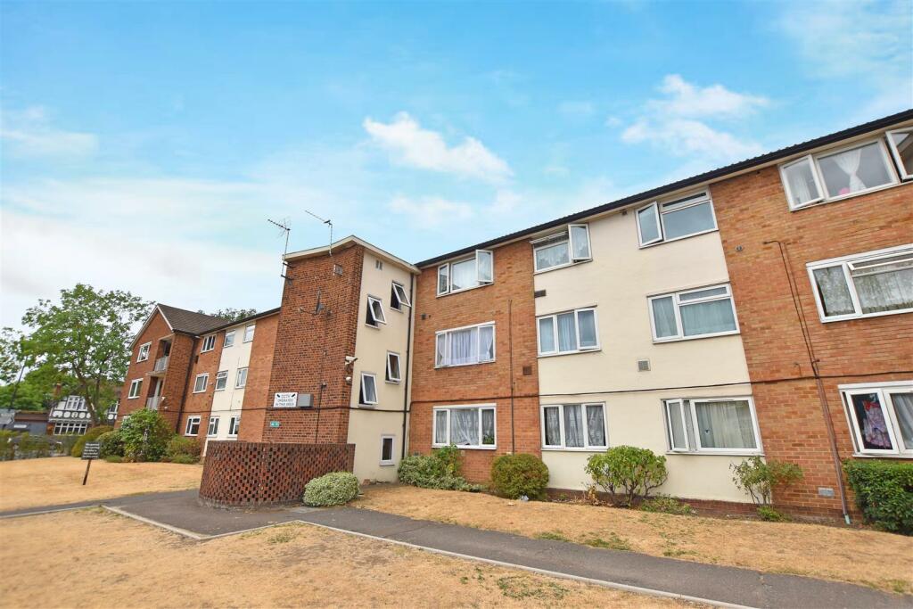 2 bed Flat for rent in Hounslow. From Chase Buchanan - Isleworth & Osterley