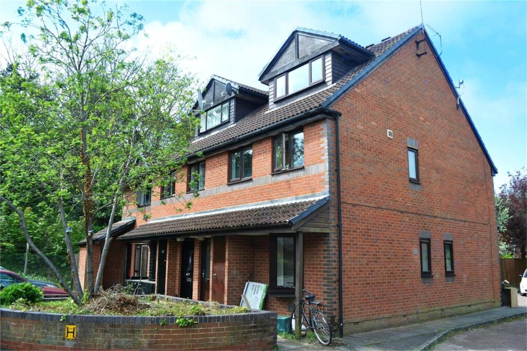 1 bed Apartment for rent in Isleworth. From Chase Buchanan - Isleworth & Osterley