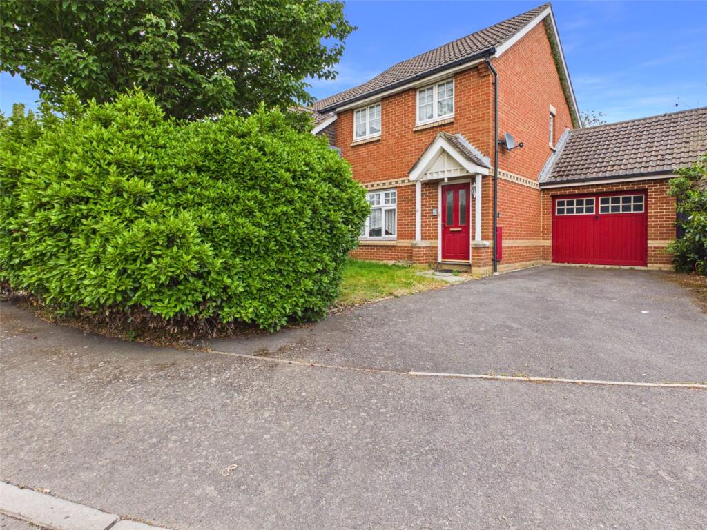 3 bed End of Terrace for rent in Hounslow. From Chase Buchanan - Isleworth & Osterley