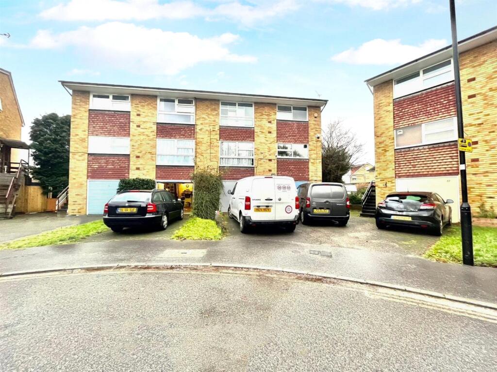 2 bed Annexe for rent in Isleworth. From Chase Buchanan - Isleworth & Osterley 2 bed Annexe for rent in Isleworth. From Chase Buchanan - Isleworth & Osterley