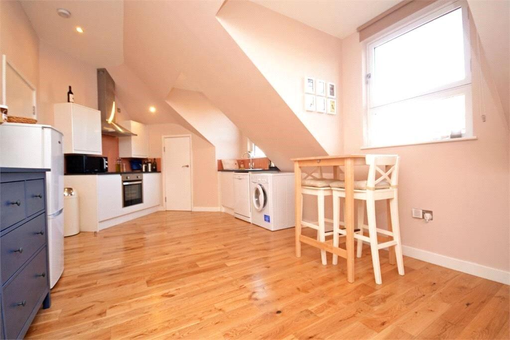 1 bed Apartment for rent in Isleworth. From Chase Buchanan - Isleworth & Osterley