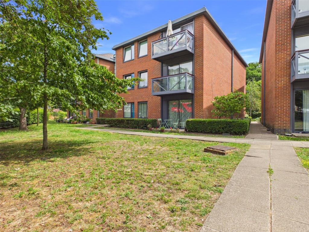 2 bed Apartment for rent in Isleworth. From Chase Buchanan - Isleworth & Osterley