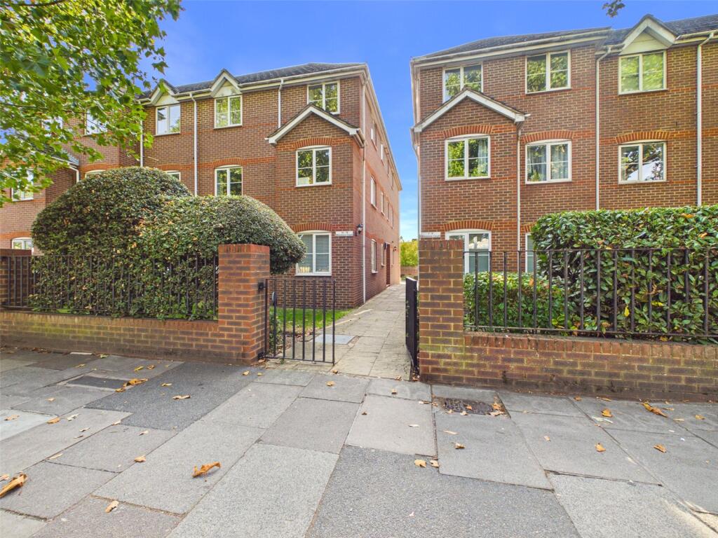 2 bed Apartment for rent in Isleworth. From Chase Buchanan - Isleworth & Osterley 2 bed Apartment for rent in Isleworth. From Chase Buchanan - Isleworth & Osterley